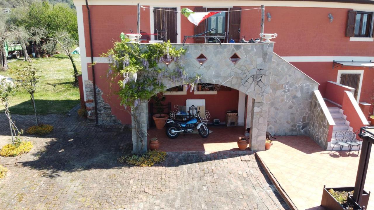 Il Giardino Delle Esperidi Bed & Breakfast Fosdinovo Eksteriør bilde