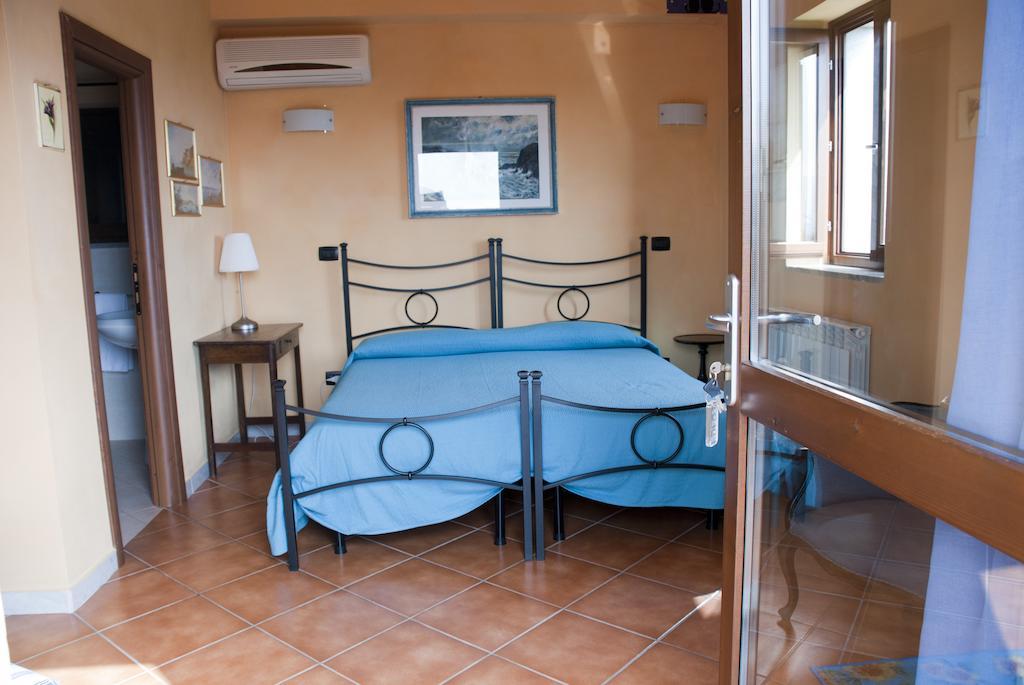 Il Giardino Delle Esperidi Bed & Breakfast Fosdinovo Eksteriør bilde